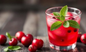 Цистит и клюквенный сок: что действительно известно о его влиянии