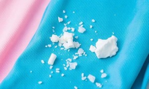 Остатки моющих средств на белье и риск раздражения: что важно знать и как защитить кожу