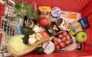 Плюсы покупки продуктов питания на Озон