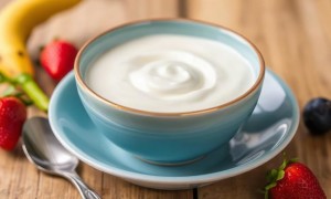 Йогурт без сахара как часть диеты при склонности к циститу: что работает, а что — миф