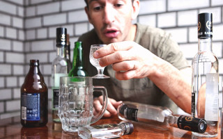 Расстройства, связанные с алкоголем и как вывод из запоя поможет справиться с проблемой