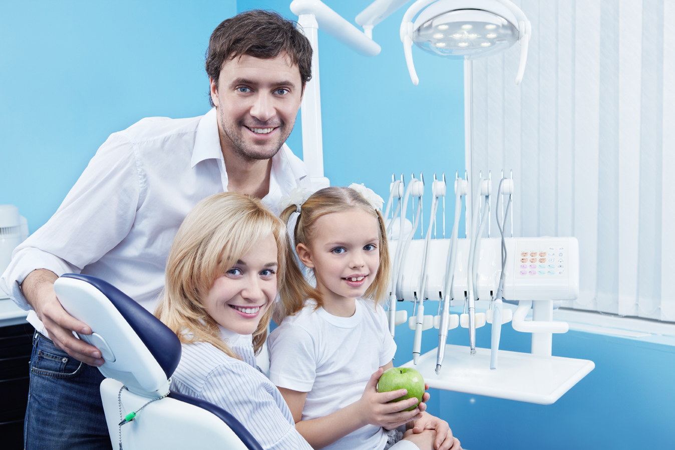 Семейная стоматология: в какую обратиться?