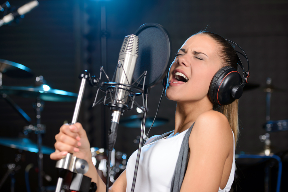 Как научиться эстрадному вокалу?