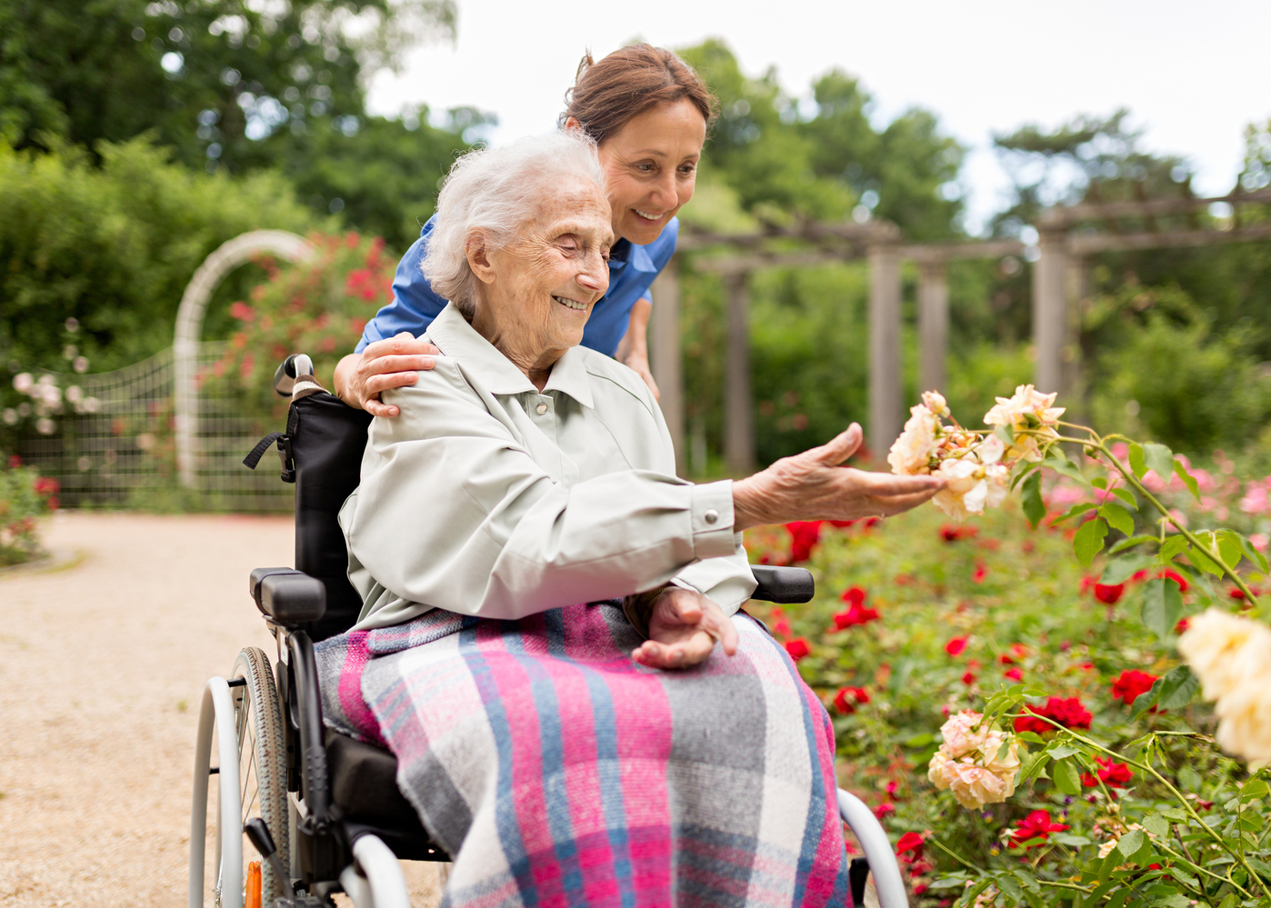 Пансионы для пожилых: забота и комфорт на старости лет